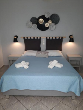 studios MARIA in naoussa paros 2-4 persons